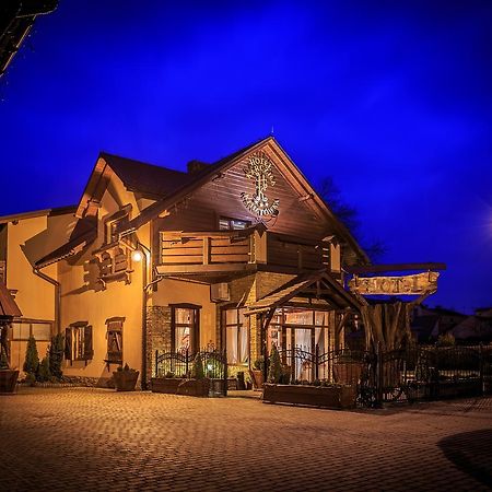 Hotel - Karczma Klimtowka Wolbrom Exterior foto