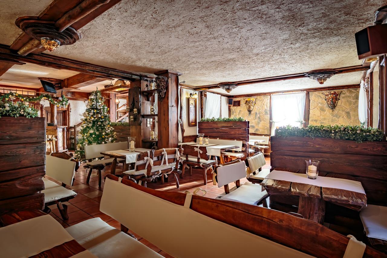 Hotel - Karczma Klimtowka Wolbrom Exterior foto